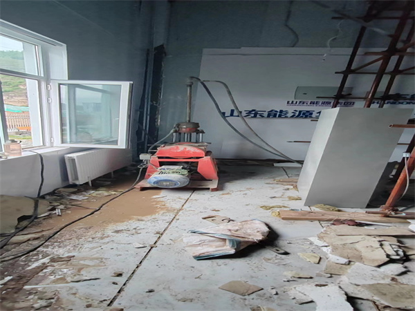 兰坪地基基础下沉墙体裂缝加固注浆顶升施工